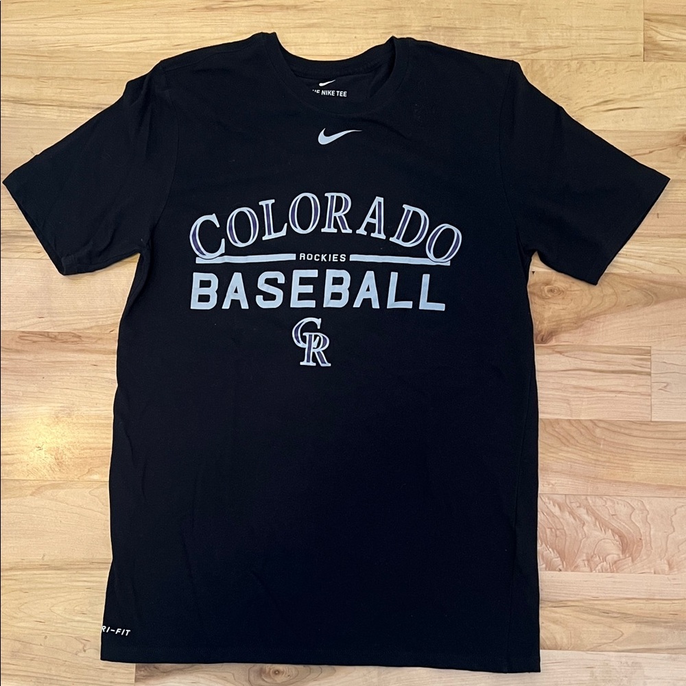 Nike Tee Athletic Cut Dri Fit Colorado Rockies Baseball T-Shirt Medium